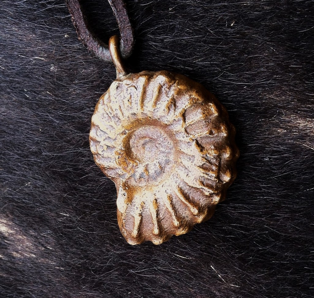 Anhänger Ammonit Bronze